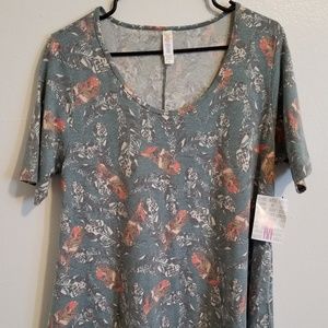 Lularoe Medium Perfect T BNWT